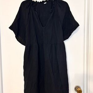 NWOT Old Navy Black Ruffle-Trim flutter sleeve lightweight dress